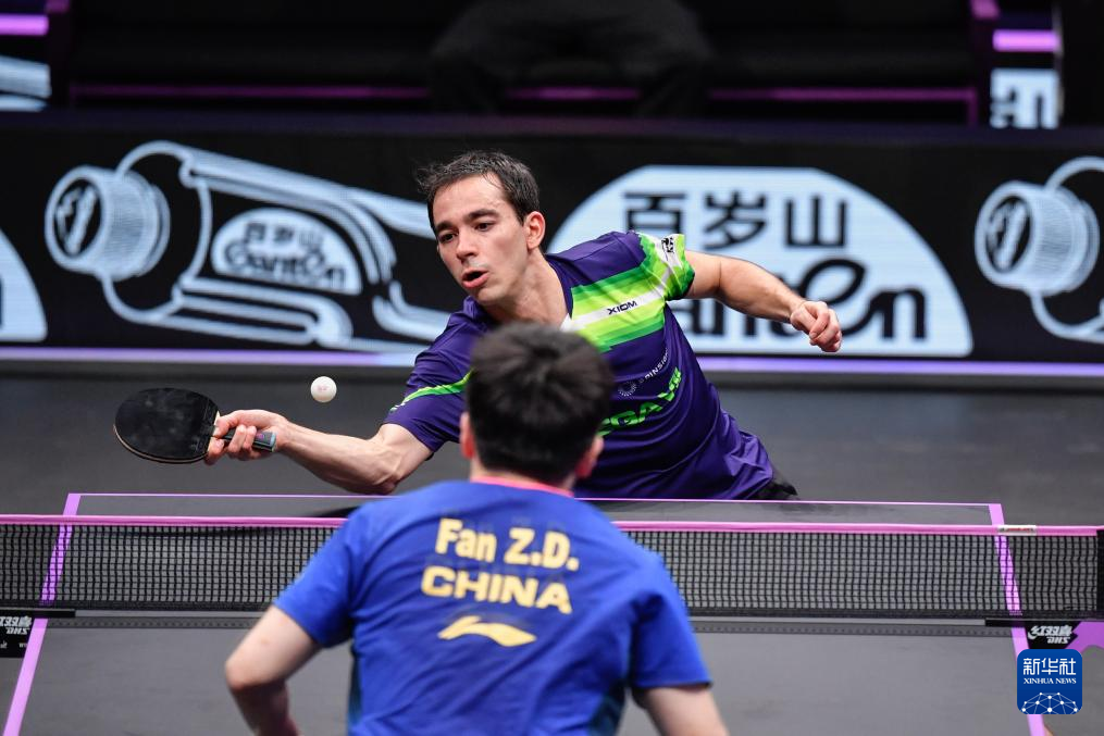 带放大镜 带放大镜