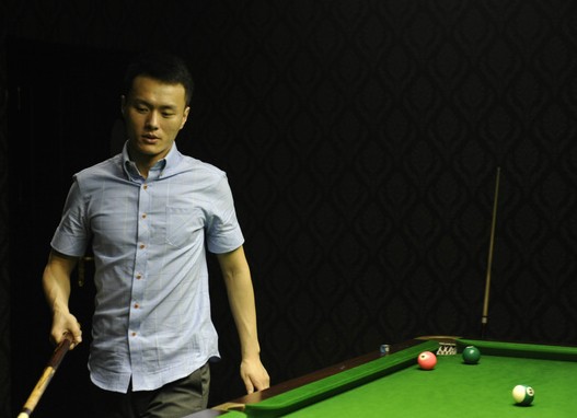 在接触中更 在接触中更