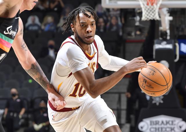 区策应与短 区策应与短